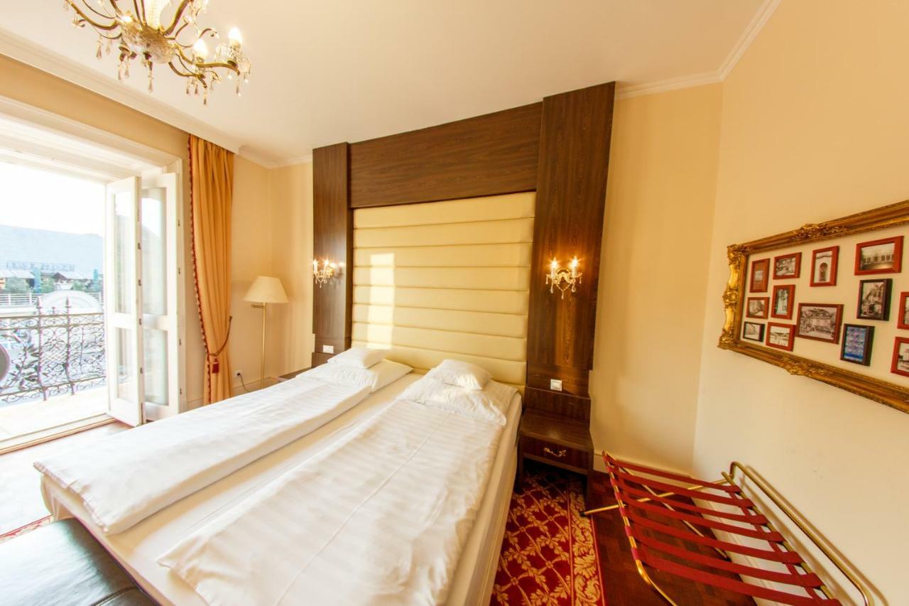 Hotel Kristaly Imperial تاتا المظهر الخارجي الصورة